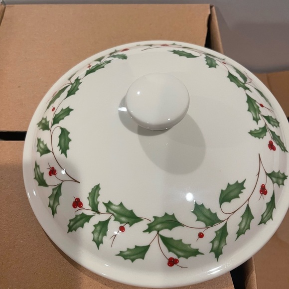 LENOX Holiday Covered Warmer with Rack - Picture 6 of 9